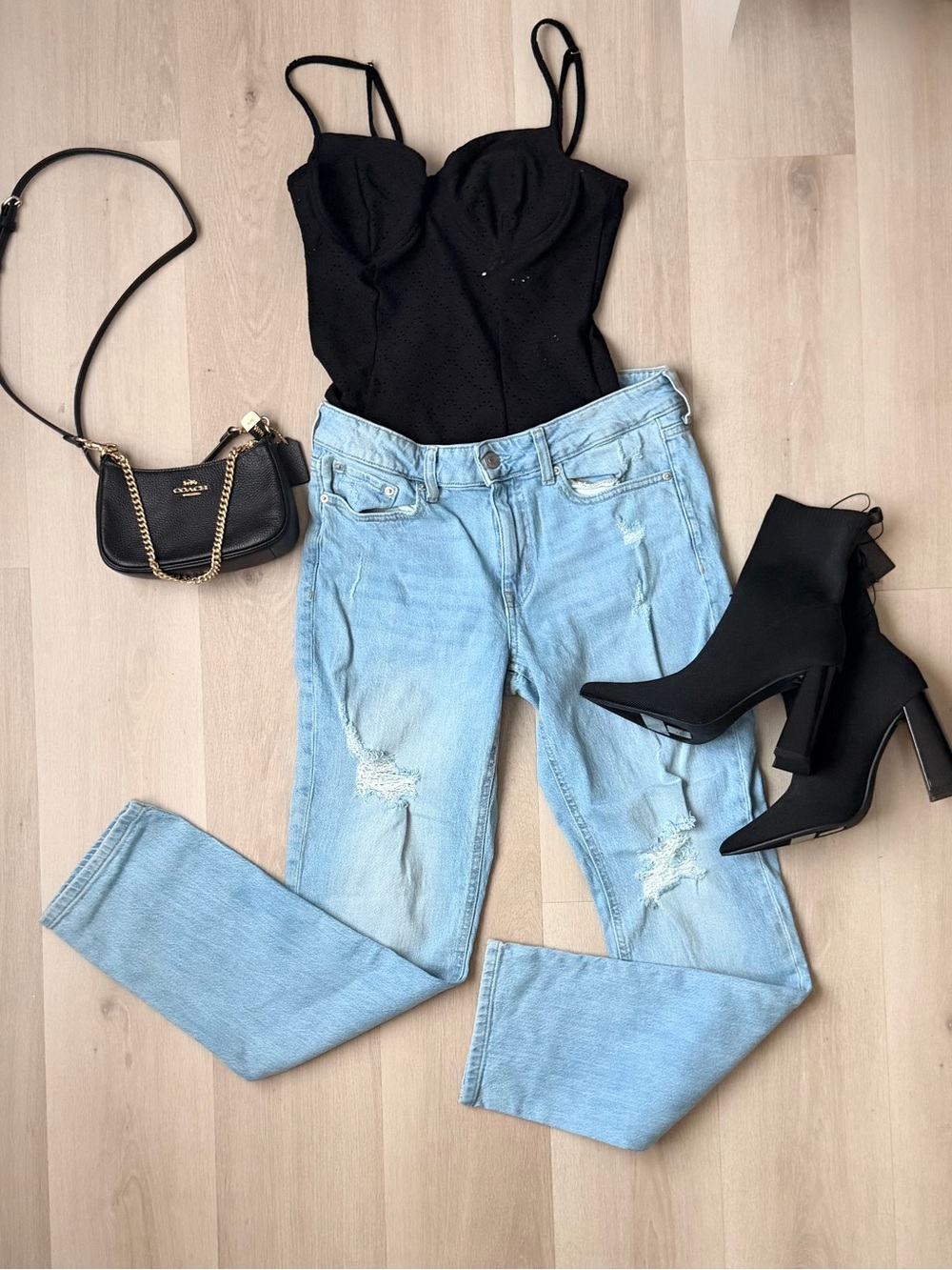 Forever 21 Black Sweetheart Neckline Bodysuit